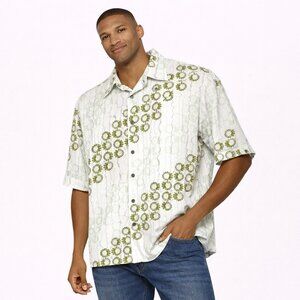 Syllables  shirt button front short sleeve green Size: XXL.